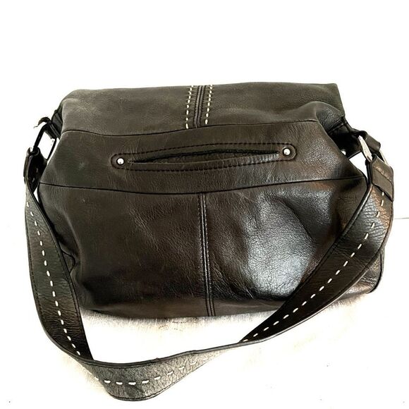 B. Makowsky Cynthia Glove Leather Convert Messenger Bag-Black Contrast stitch - Picture 2 of 7